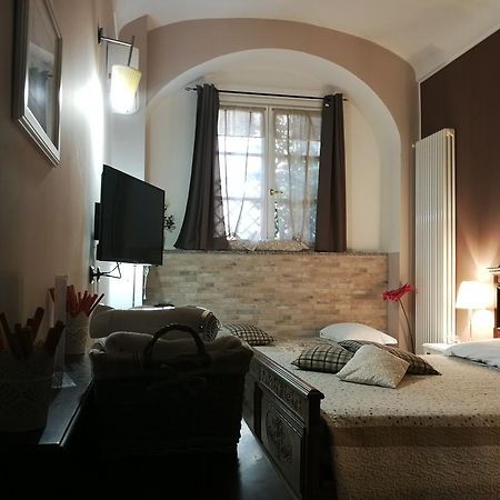 B&B Cascina Barolo Turijn Buitenkant foto