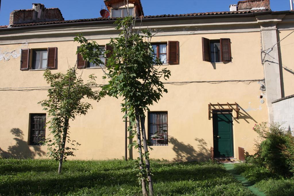 B&B Cascina Barolo Turijn Buitenkant foto