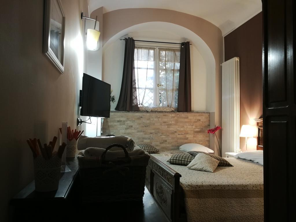 B&B Cascina Barolo Turijn Buitenkant foto