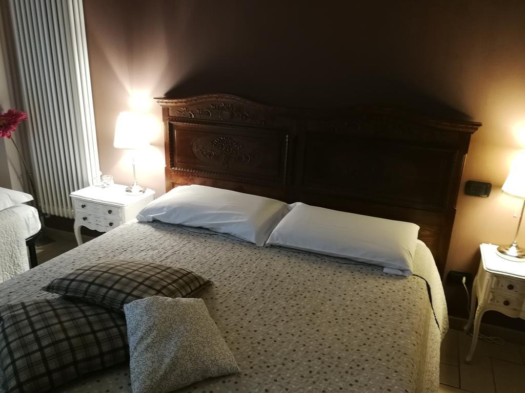 B&B Cascina Barolo Turijn Buitenkant foto