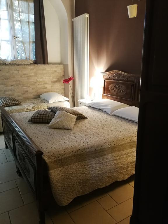 B&B Cascina Barolo Turijn Buitenkant foto